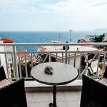 Apartment Casa Bianca μεζονέτα με θέα στη θάλασσα *