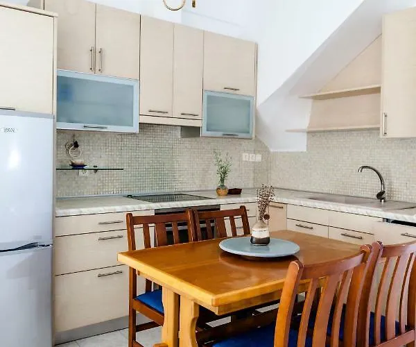 Apartment Casa Bianca μεζονέτα με θέα στη θάλασσα *